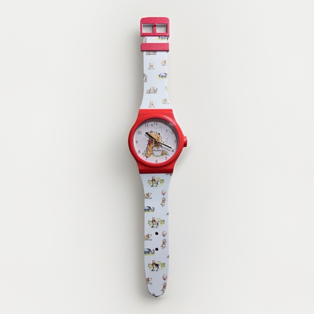 Disney Winnie the Pooh Wall Clock Analog Battery Powered Multicolor Plastic 36"